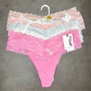 Jessica Simpson Women's Ultra Flirty Lace Thong Panties - 5 Pack